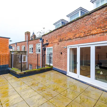 Penthouse With Private Roof Terrace York